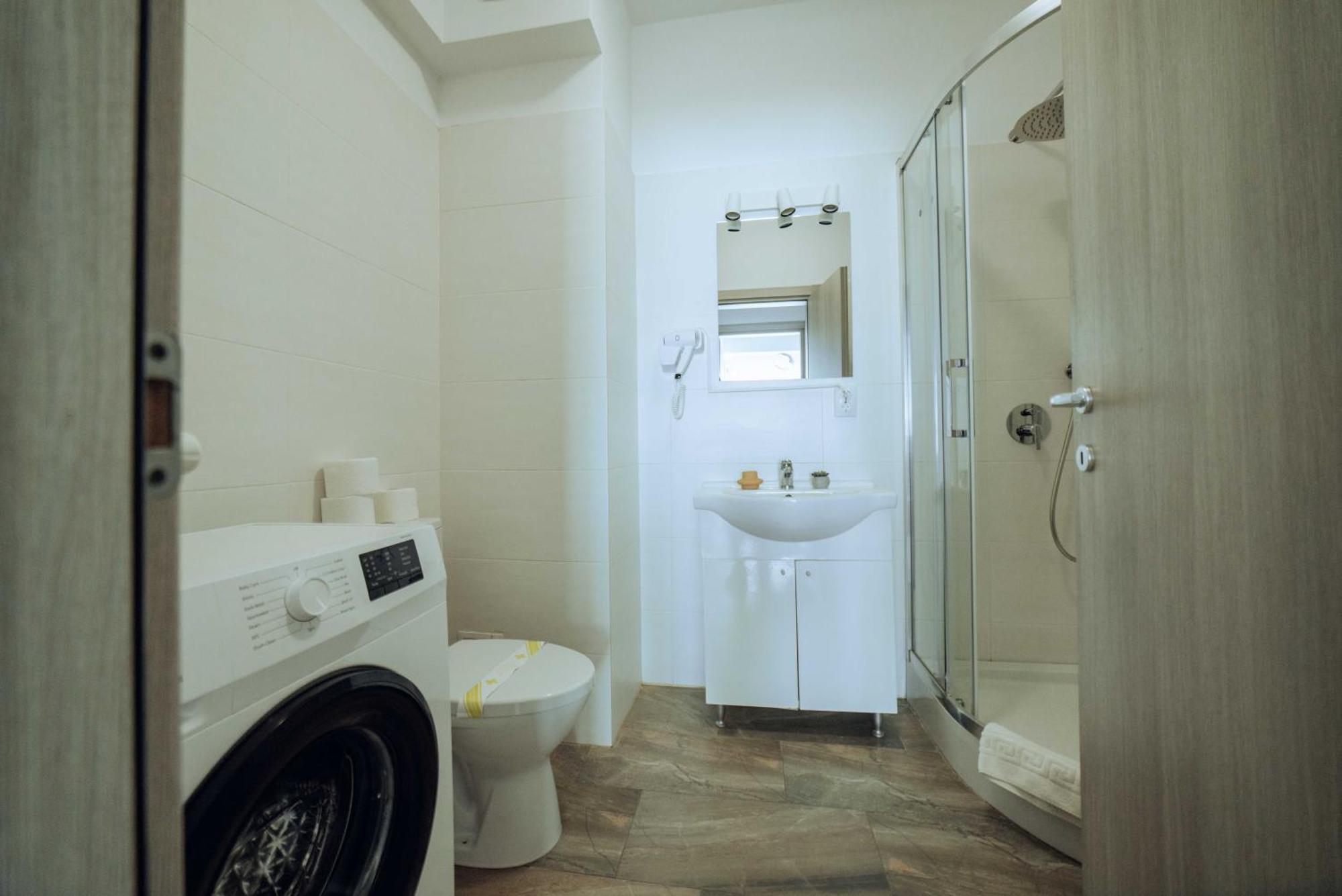 One Residence Collection Apartments Esplanada Tatarasi ヤシ エクステリア 写真